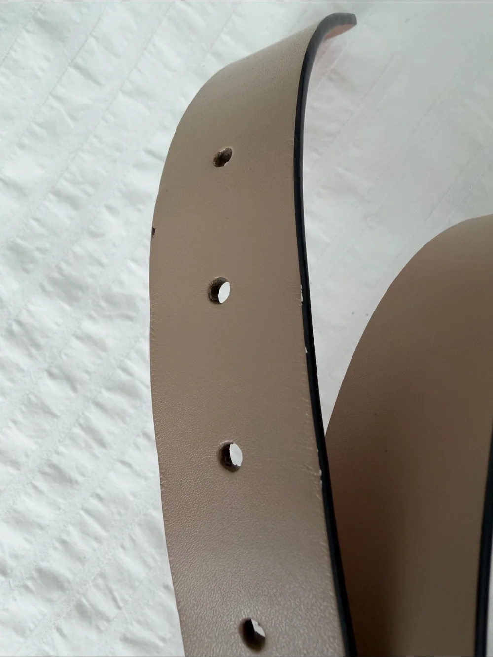 Classic Nude Leather Belt with Gold Round Buckle Small classic minimalist preppy